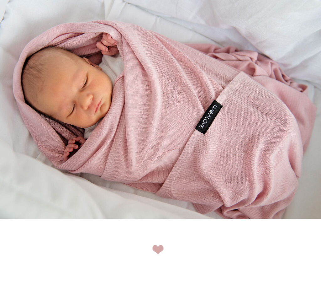 Copertina estiva neonata con rilievo Coniglietto, colore Rosa Cipria, design delicato